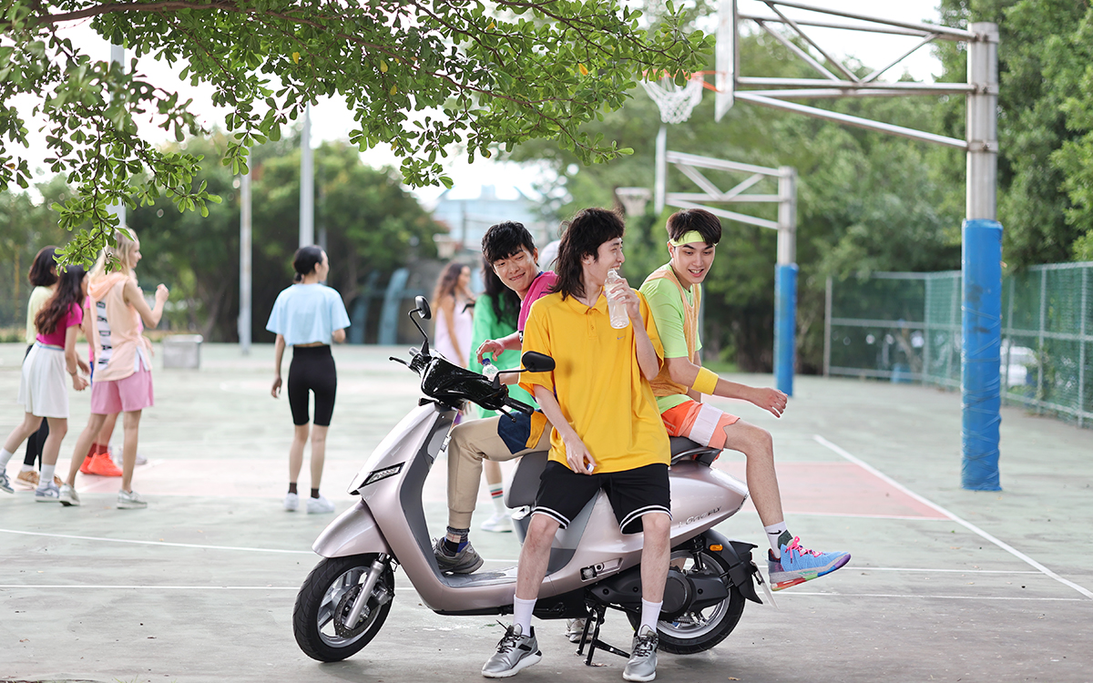 Ionex光陽電動車首推教育優惠專案 世界環境日邀師生教職人士挺綠能 連續7個月穩居亞軍寶座 暑假旺季前夕率先開戰